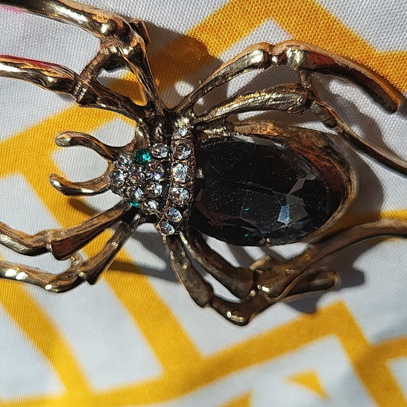 Brand new antiqued XL spider brooch - Picture 4 of 8